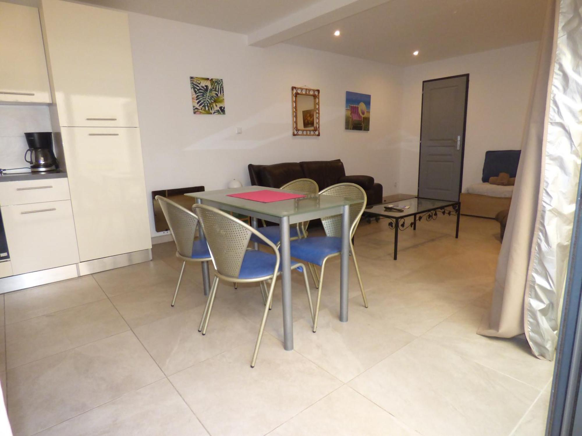 "Le Patio"-Meuble De Tourisme 3 Etoiles -Residence "Les Logis De Beziers"-Garage Optionnel-Coeur De Ville-Plages A 16Km ! Ngoại thất bức ảnh