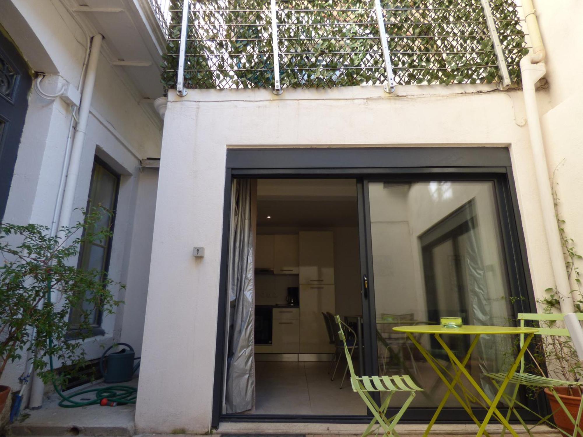 "Le Patio"-Meuble De Tourisme 3 Etoiles -Residence "Les Logis De Beziers"-Garage Optionnel-Coeur De Ville-Plages A 16Km ! Ngoại thất bức ảnh